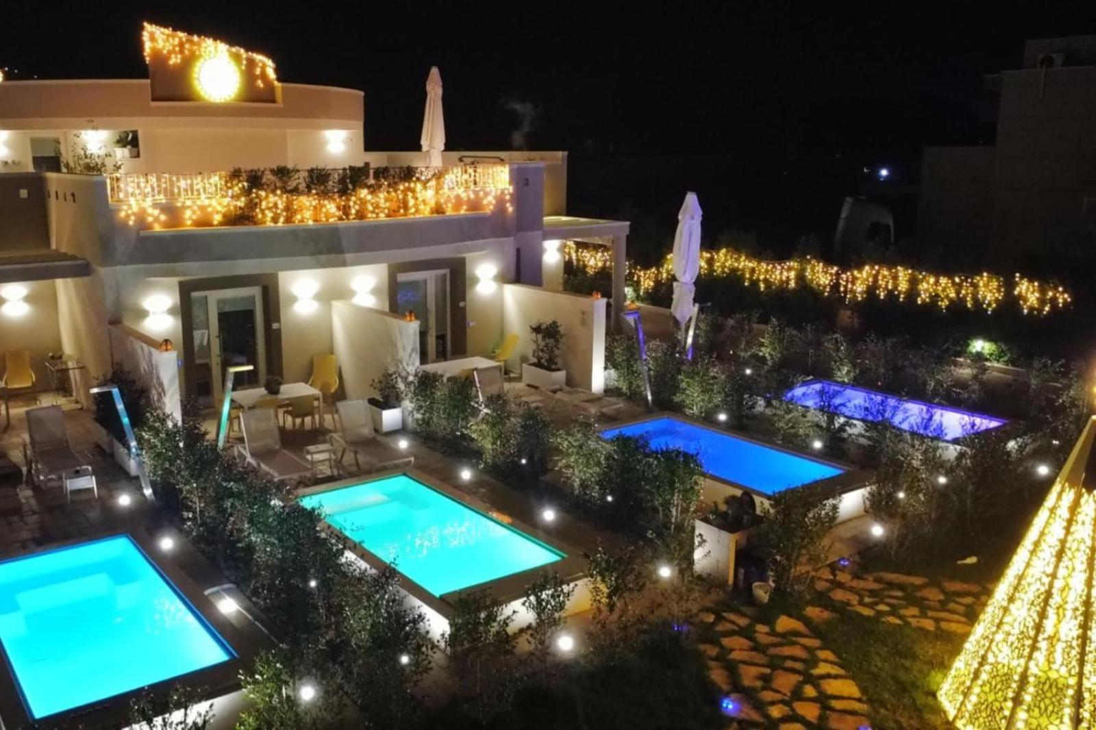 La Collina Di Montegrappa - Suites With Heated Private Pool - Suites With Shared Pool Тулье Экстерьер фото
